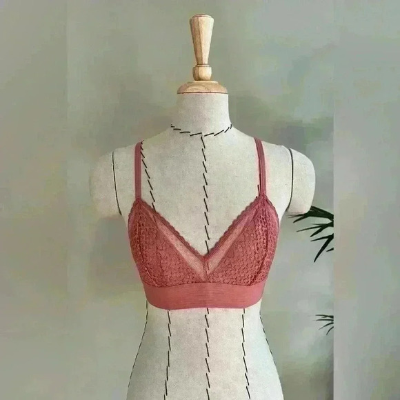 DKNY Stretchy Lace Bralette in Dusty Rose - Size M - Picture 1 of 11